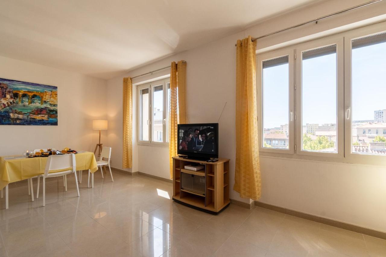 Celebre Vieux Port, Marseille Apartment Luaran gambar