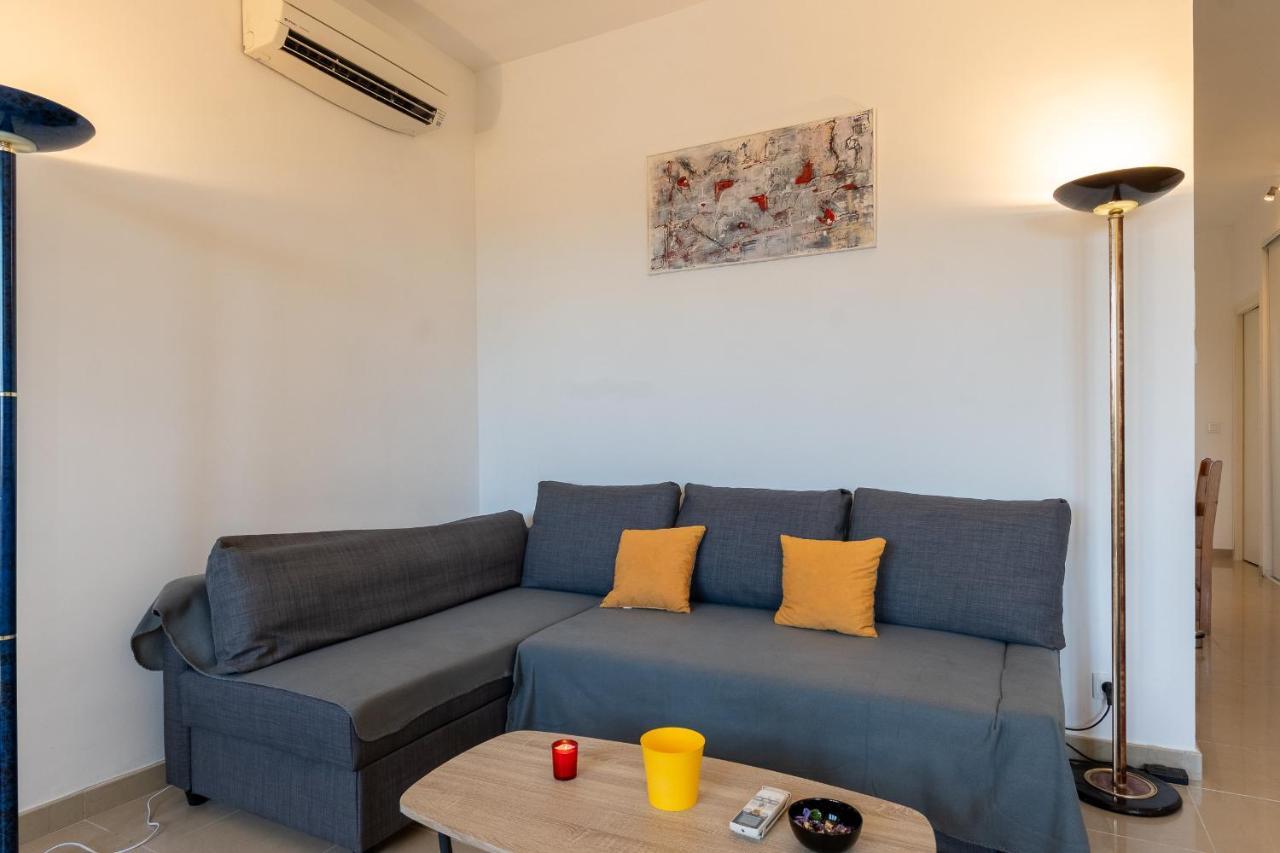 Celebre Vieux Port, Marseille Apartment Luaran gambar
